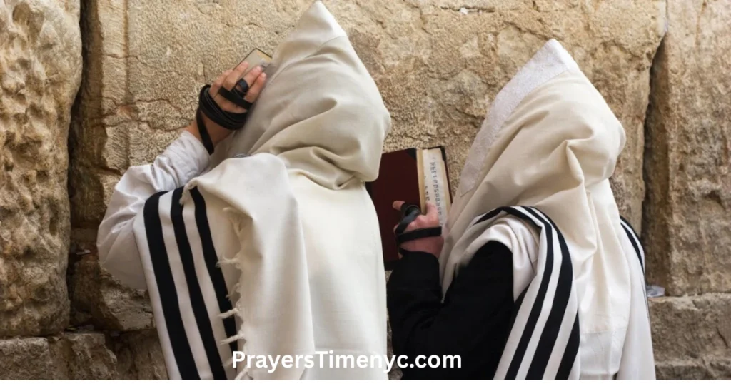 prayers-under-the-prayer-shawl-tallit